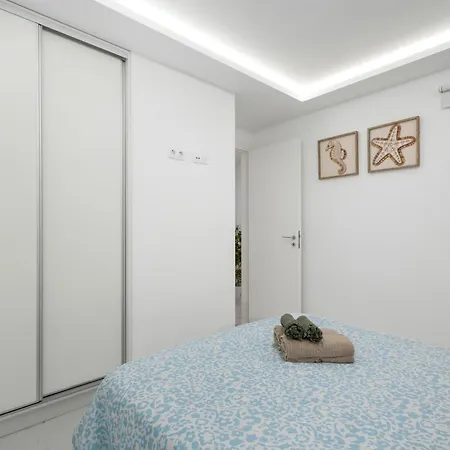 Granada Park Apartment